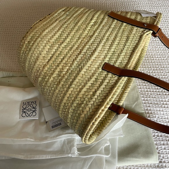 NEW Loewe Beach Tote Basket Bag Straw Leather - Picture 4 of 11